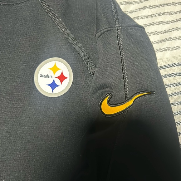 Nike NFL Pittsburgh Steelers sweatshirt - Picture 2 of 5